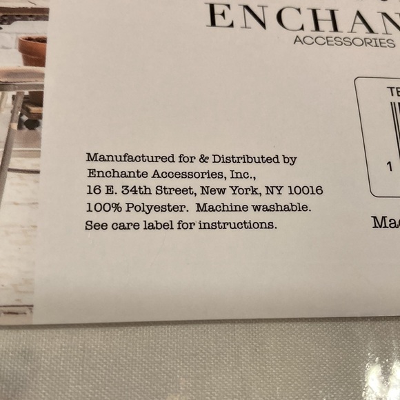 NEW! Rae Dunn NORTH POLE SANTA & MRS CLAUS CHRISTMAS QUEEN SIZE SHEETS - Picture 4 of 9